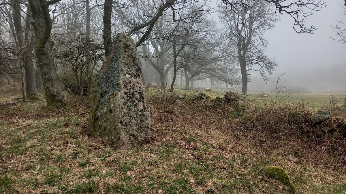Click for the gallery page to add comments and vote (PID:239921) Blåholt Bautasten