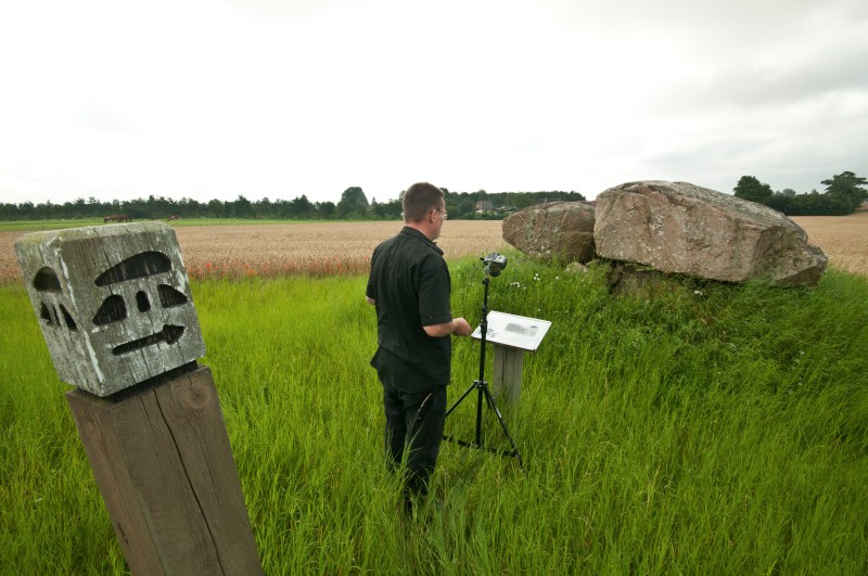 Click for the gallery page to add comments and vote (PID:81265) Skamby Jættestue