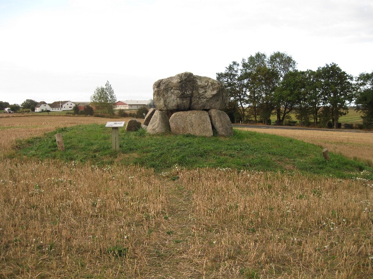 Click for the gallery page to add comments and vote (PID:53752) Herslev Dyssekammer