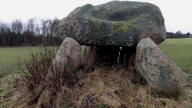 Click for the gallery page to add comments and vote (PID:73612) Hesselbjerg Jættestue