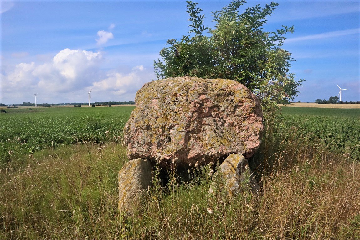 Click for the gallery page to add comments and vote (PID:246815) Kallø Barnehøj Jættestue