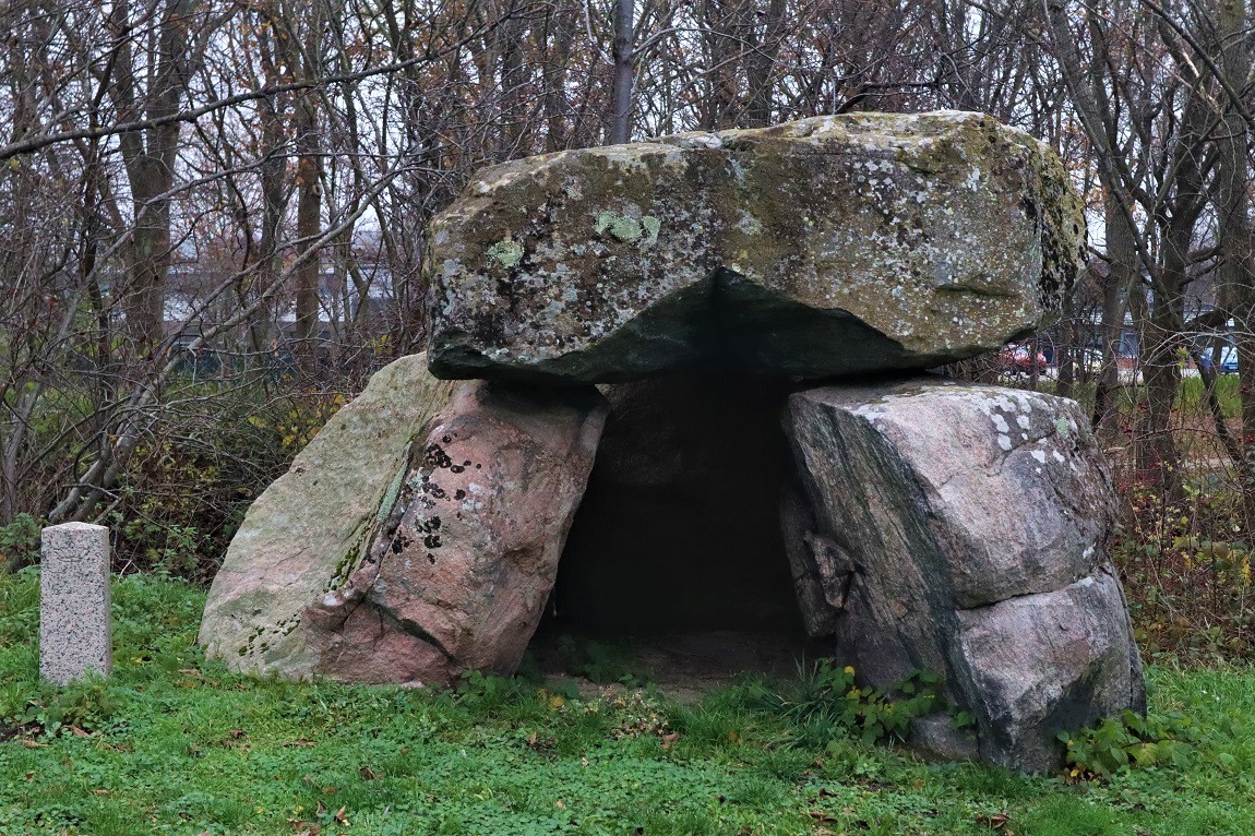 Click for the gallery page to add comments and vote (PID:222749) Stenstrup Megalitgrav