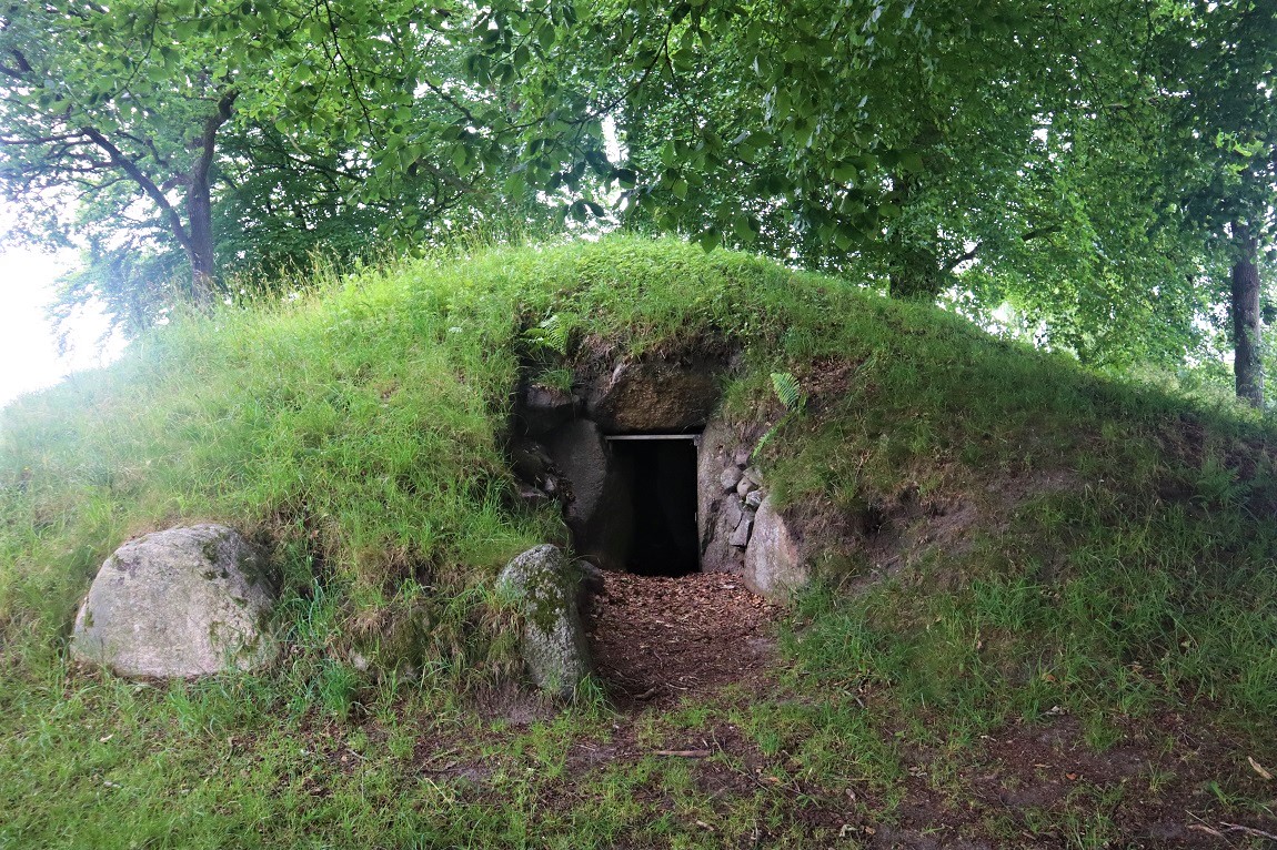 Click for the gallery page to add comments and vote (PID:246901) Suldrup Stenshøj Jættestue