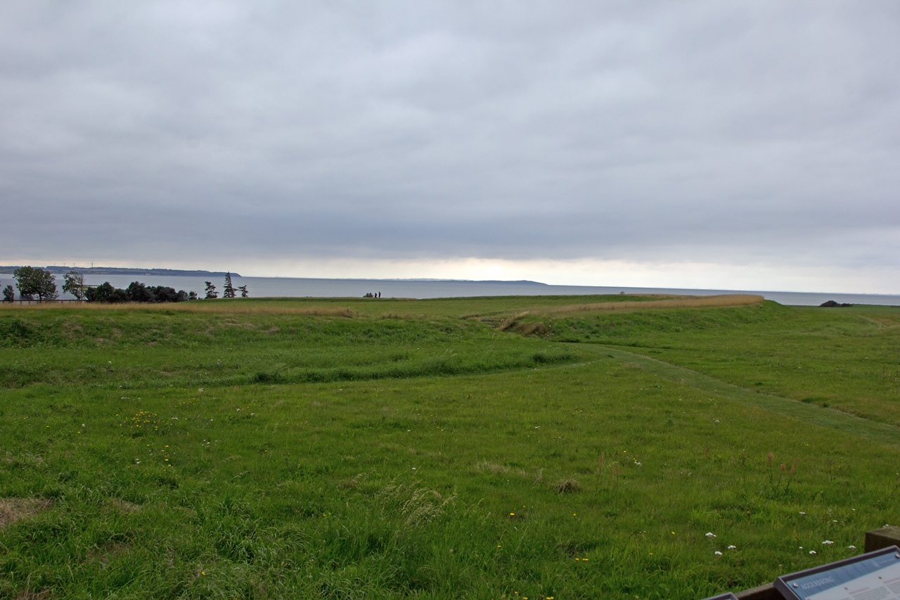 Aggersborg Vikingeborg [Aggersborg Viking Fortress] Hillfort : The ...
