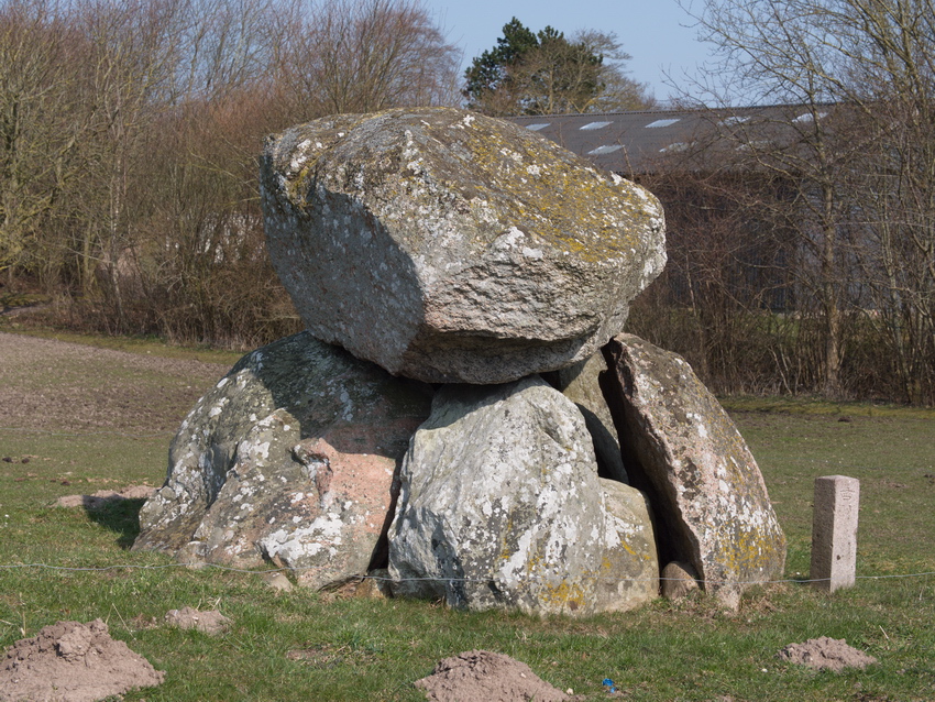 Click for the gallery page to add comments and vote (PID:180348) Nyrup Megalitgrav