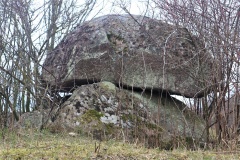 Løgtved Megalitgrav