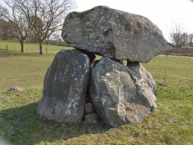 Nyrup Megalitgrav