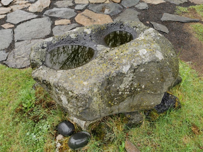 Hofskirkja''s carved stones