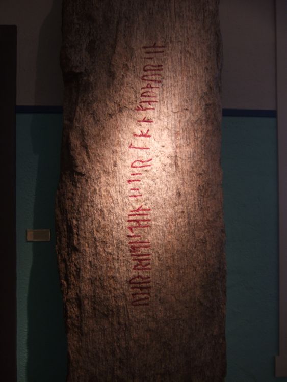 Click for full size image of The Harberg runestone (PID:42091) The Harberg runestone