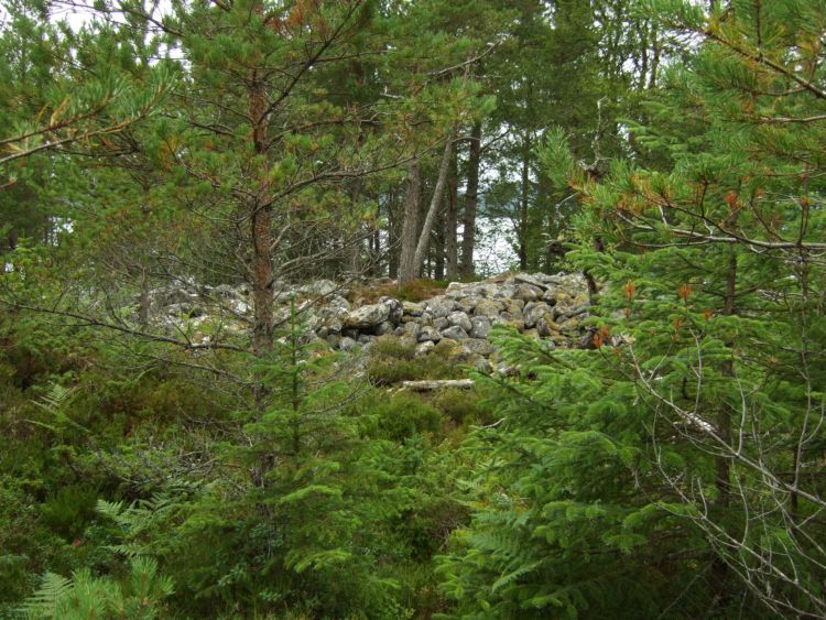 Click for full size image of Kråkneset Cairns (PID:52797) Kråkneset Cairns