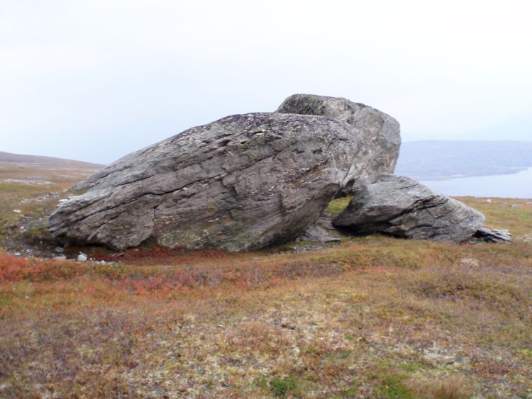 Click for full size image of Mårfjellskardet sacrificial site (PID:35196) Mårfjellskardet sacrificial site