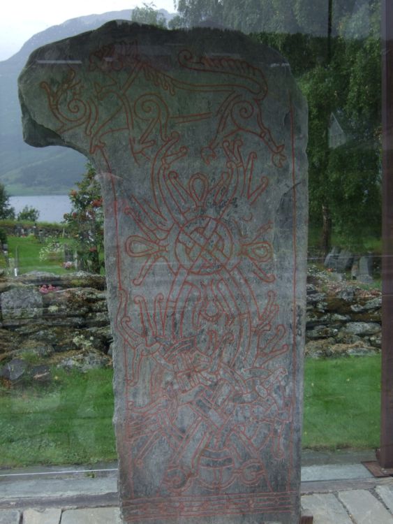 Vang Runestone