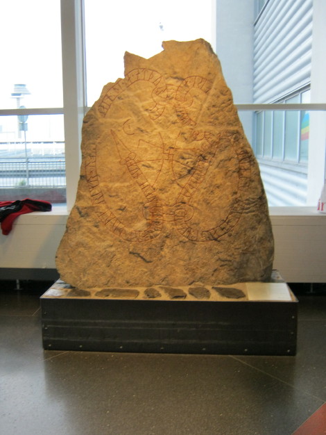 Arlanda Mäby Rune Stone