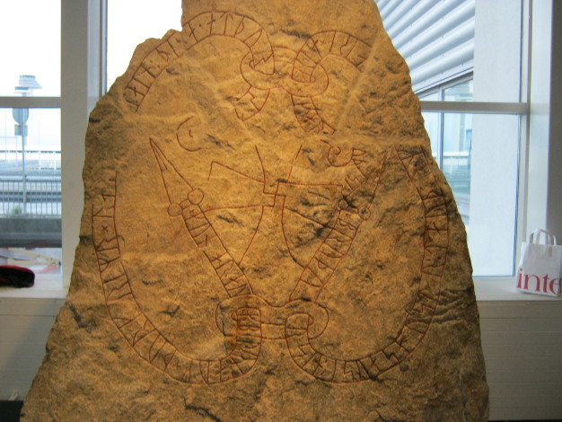 Arlanda Mäby Rune Stone