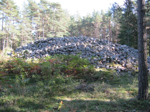 Båticke Cairn B