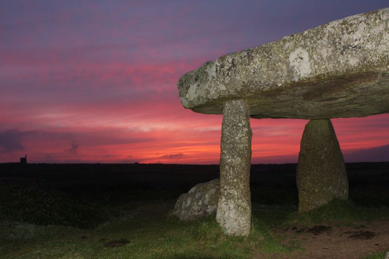 Click for the gallery page to add comments and vote (PID:135097) Lanyon Quoit