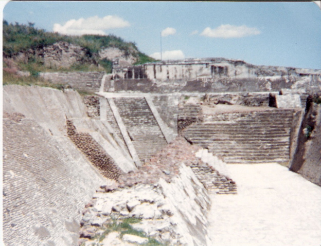 Click for full size image of Cholula (PID:29413) Cholula