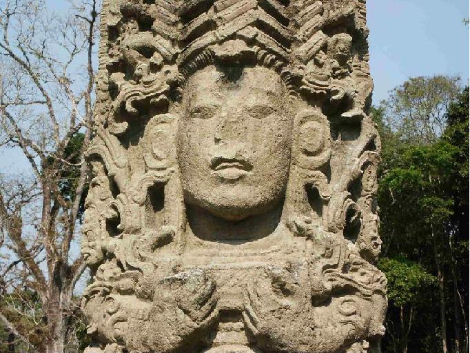 Stele at Copa'n, Honduras.
Photo 2008, B.Zerfas.
