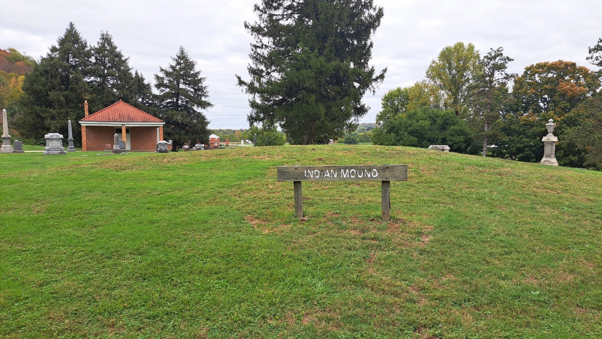 Click for the gallery page to add comments and vote (PID:265540) River View Cemetery Mounds