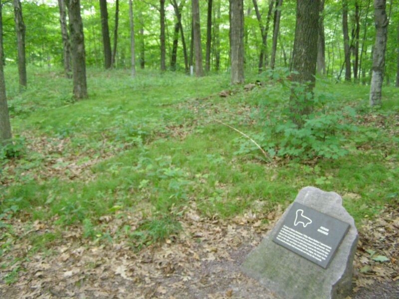 Devil''s Lake Mounds