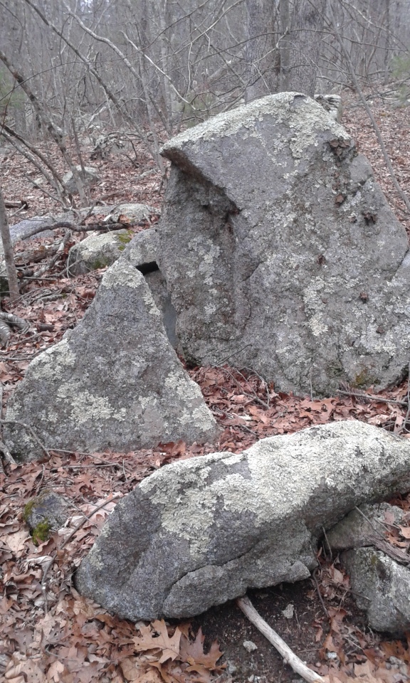 Click for the gallery page to add comments and vote (PID:253082) Foxborough Standing Stone (4)