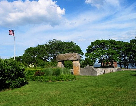 Commonwealth Museum Stonehenge