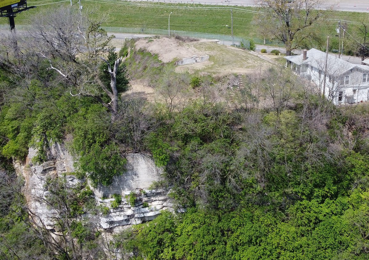 Sugarloaf Mound, Missouri