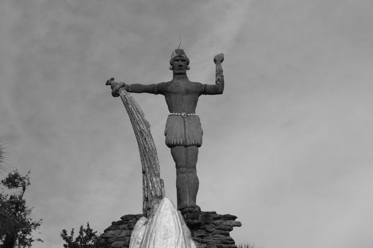 Statue of Tomoka, supposedly the chief when the Spanish first came to Nocoroco. 
 Photo courtesy Dr Greg Little, author of the Illustrated Encyclopedia of Native American Indian Mounds & Earthworks (2016). 
