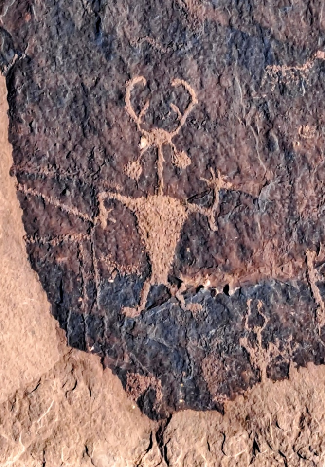 Click for the gallery page to add comments and vote (PID:291246) Moab Golf Course Rock Art Site