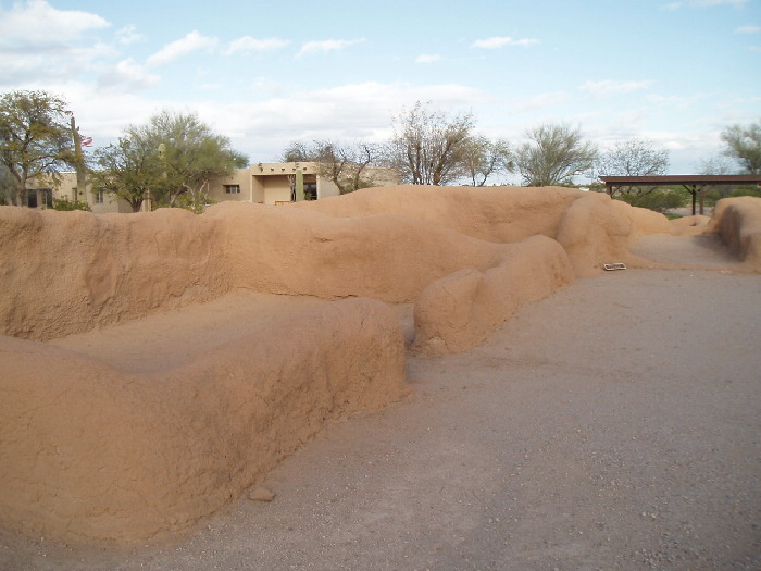 Casa Grande

Coolidge, Arizona on Ruins Drive.
Side House 1 West of main house. about 1 Meters high. Hohkam Culture. Inhabited ca 1,000 to 1,300 CE. Discovered 1,694 CE by Spanish Priest. Thought to be abandoned due to climate change. Made of 