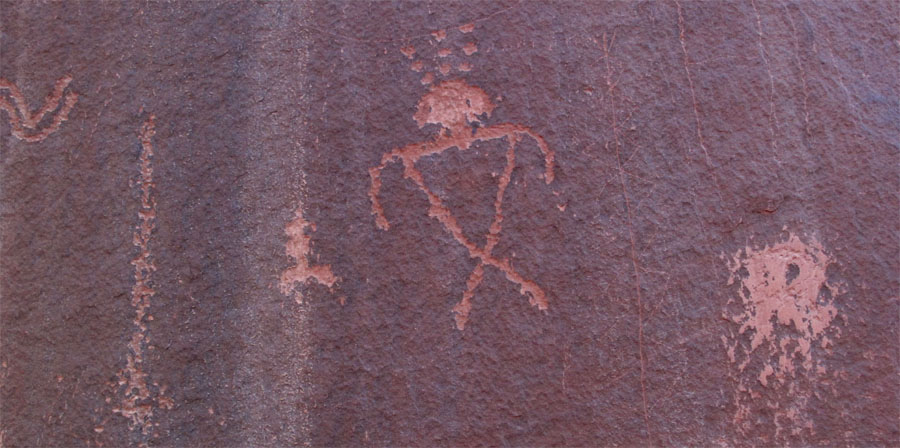 Click for the gallery page to add comments and vote (PID:98721) Monument Valley - Water Birth Cliff Petroglyphs