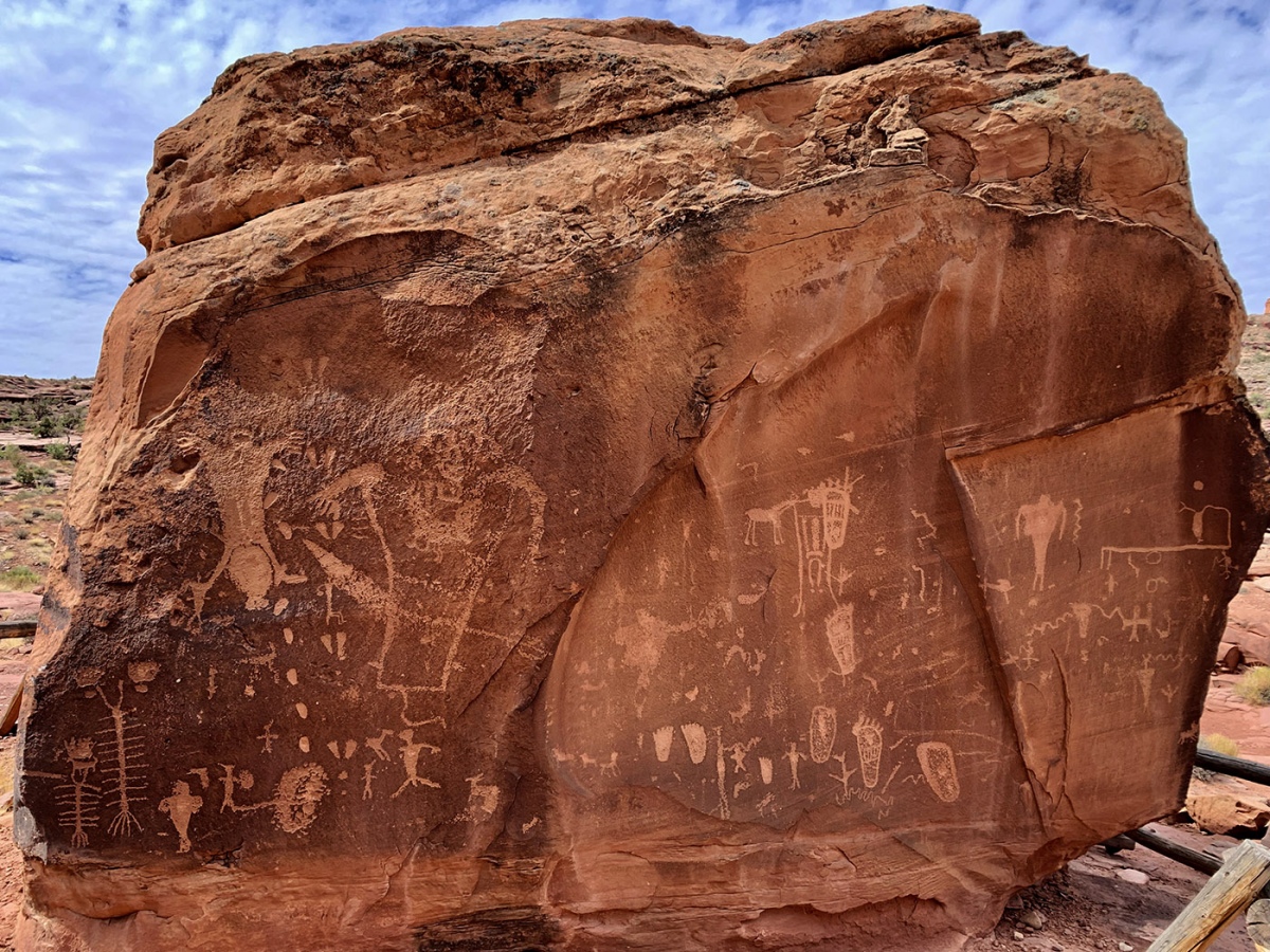 Click for the gallery page to add comments and vote (PID:247212) Birthing Rock petroglyphs