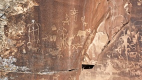 Newspaper Rock State Park