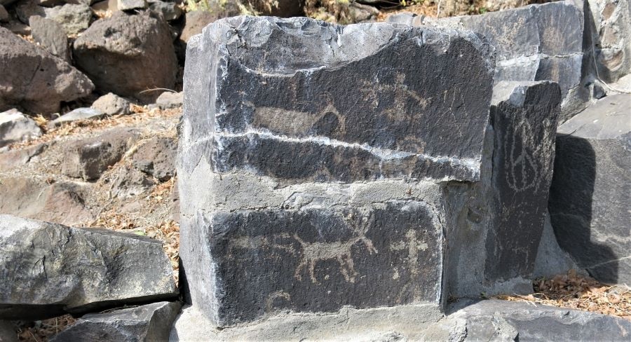 Click for full size image of Vantage Petroglyphs (PID:209917) Vantage Petroglyphs