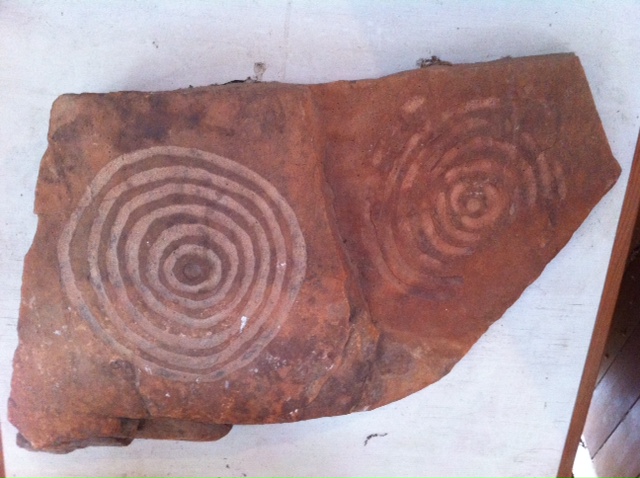 Ohlone petroglyph or pictograph (reproduction) at Chitactac shelter.