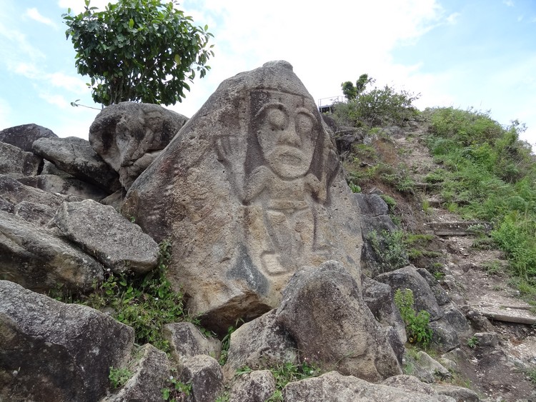 La Chaquira Rock Art : The Megalithic Portal and Megalith Map: