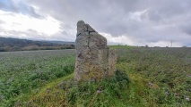 Click for full size image of Ozo Menhir (PID:267153) Ozo Menhir