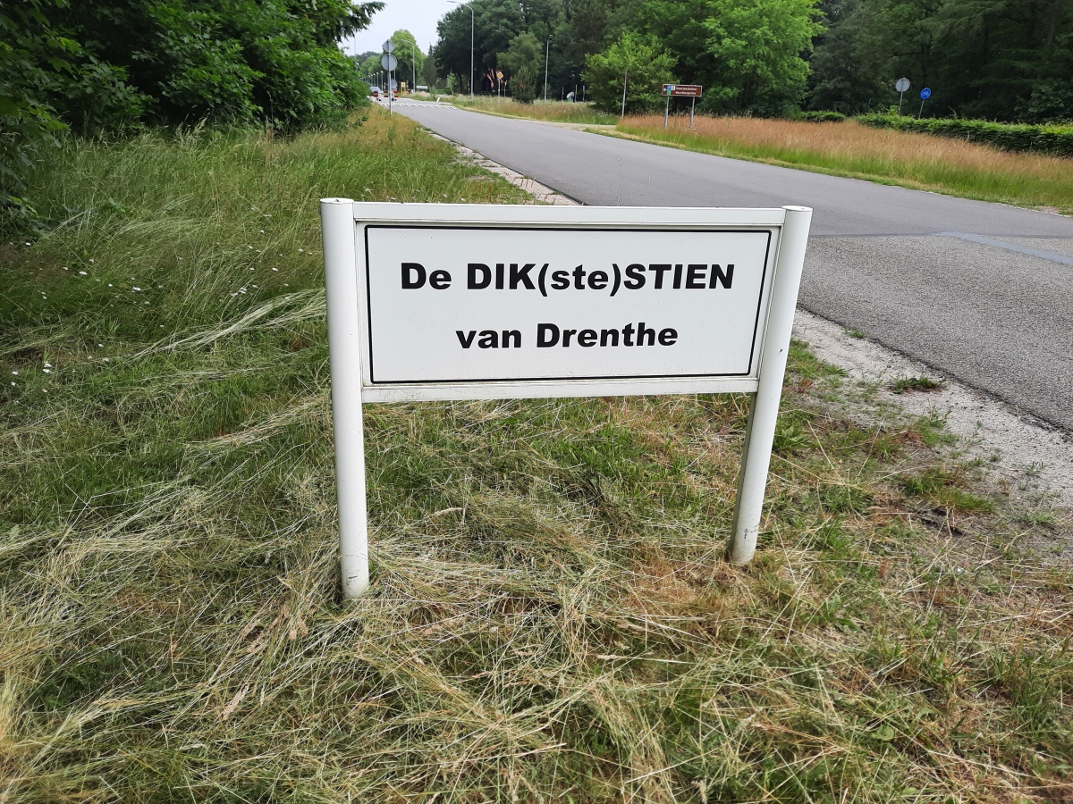 The sign says: The fat(test) stone in Drenthe, June 25, 2021