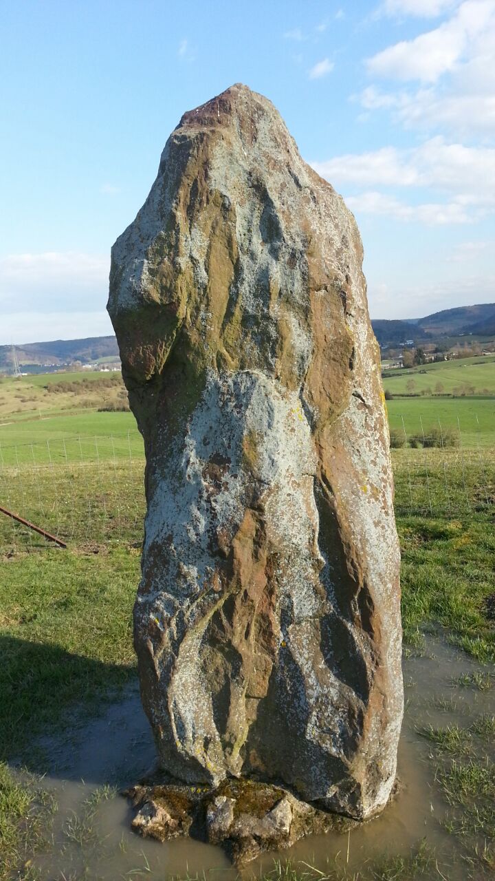 Click for full size image of Béisenerbierg Menhir (PID:131399) Béisenerbierg Menhir