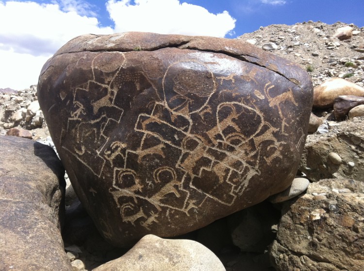 Alchi petroglyphs
