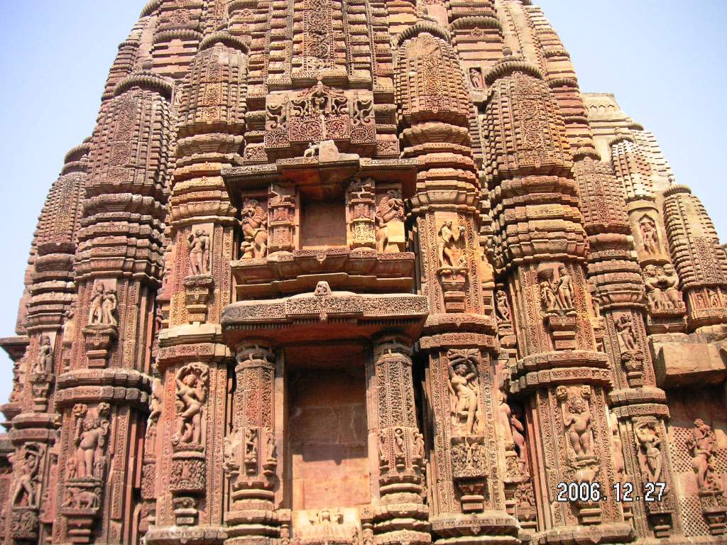 Ancient Raja Rani Rajarani temple | Megalithic Portal