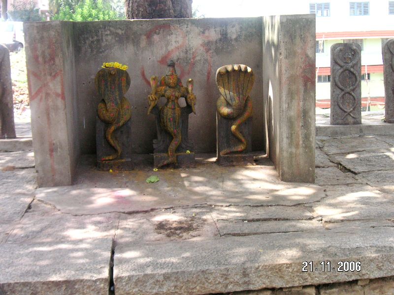 Gavi Gangadhareshwara Temple