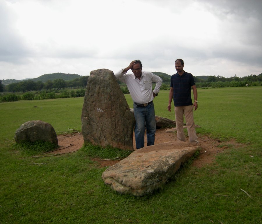 The fallen menhir. Aloke Rana stands by a depressed Subhashis Das.

Photo copyright Subhashis Das

Site in  India

