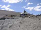 TaglangLa Pass Buddhist road temple