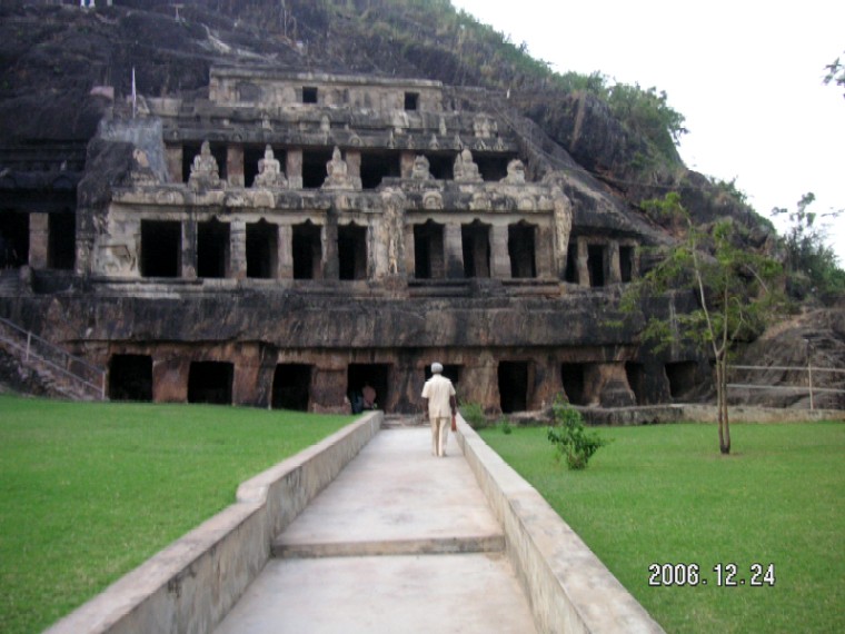 Undavalli cave temple