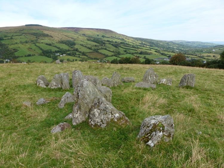 Click for the gallery page to add comments and vote (PID:94144) Ossian's Grave