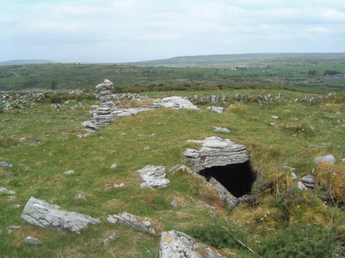 Click for the gallery page to add comments and vote (PID:7393) Poulawack Rath and Souterrain