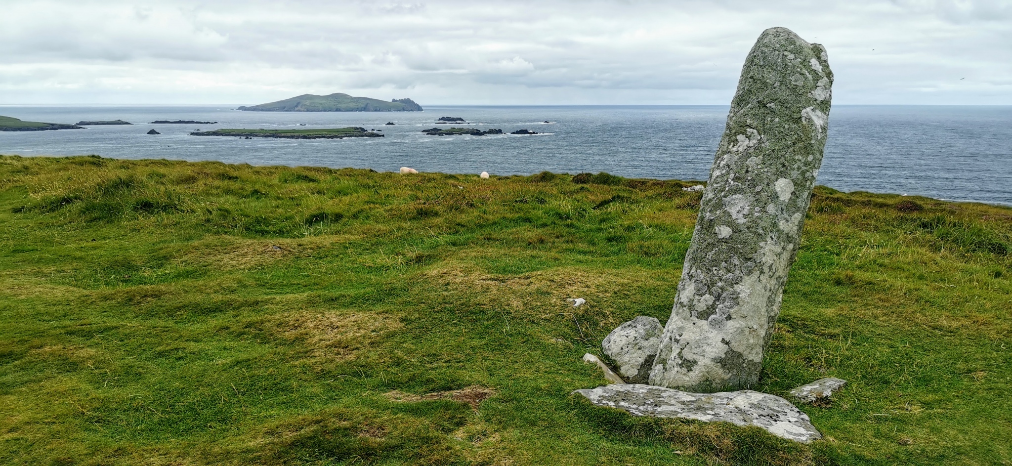 An Dún Mór Ogham stone