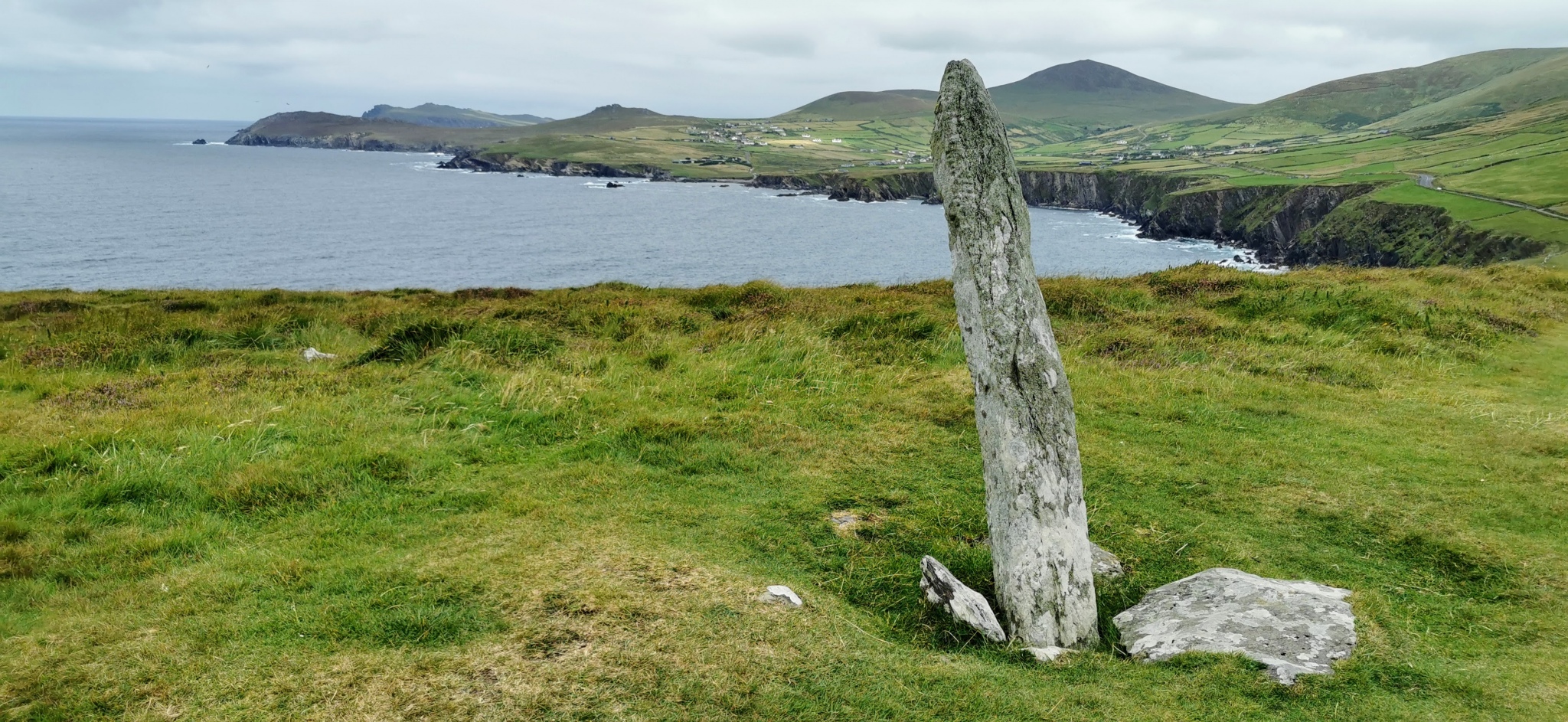 An Dún Mór Ogham stone