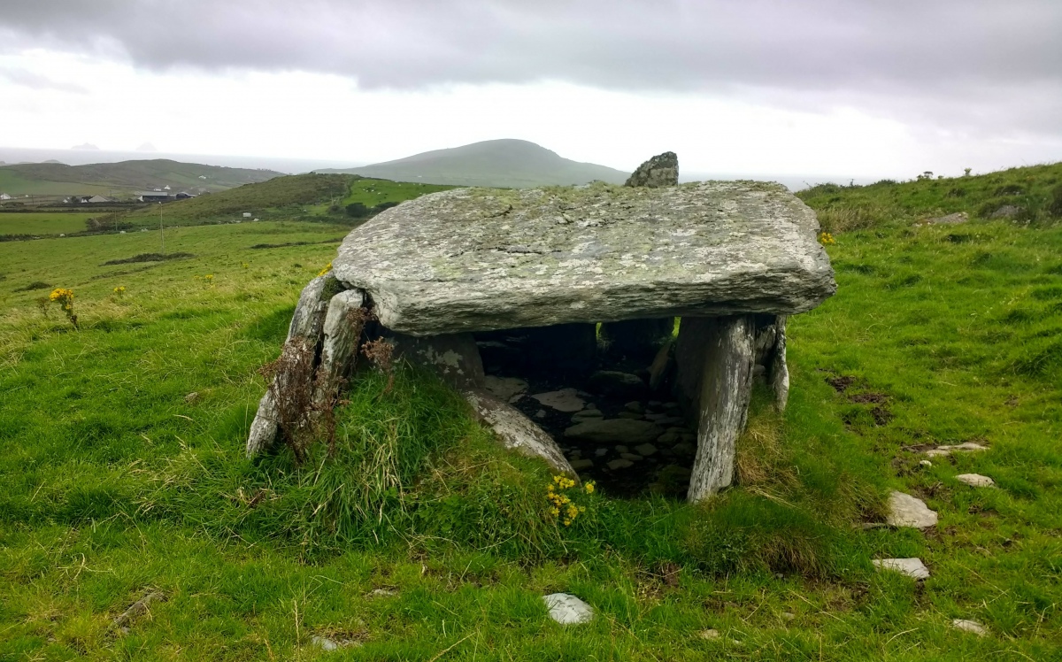 Click for full size image of Cool East wedge tomb (PID:221587) Cool East wedge tomb